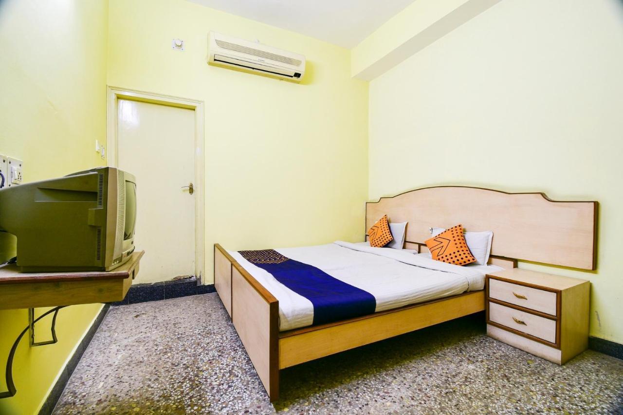 Spot On 80135 Gopala Residency Hotel Dibrugarh Exterior foto